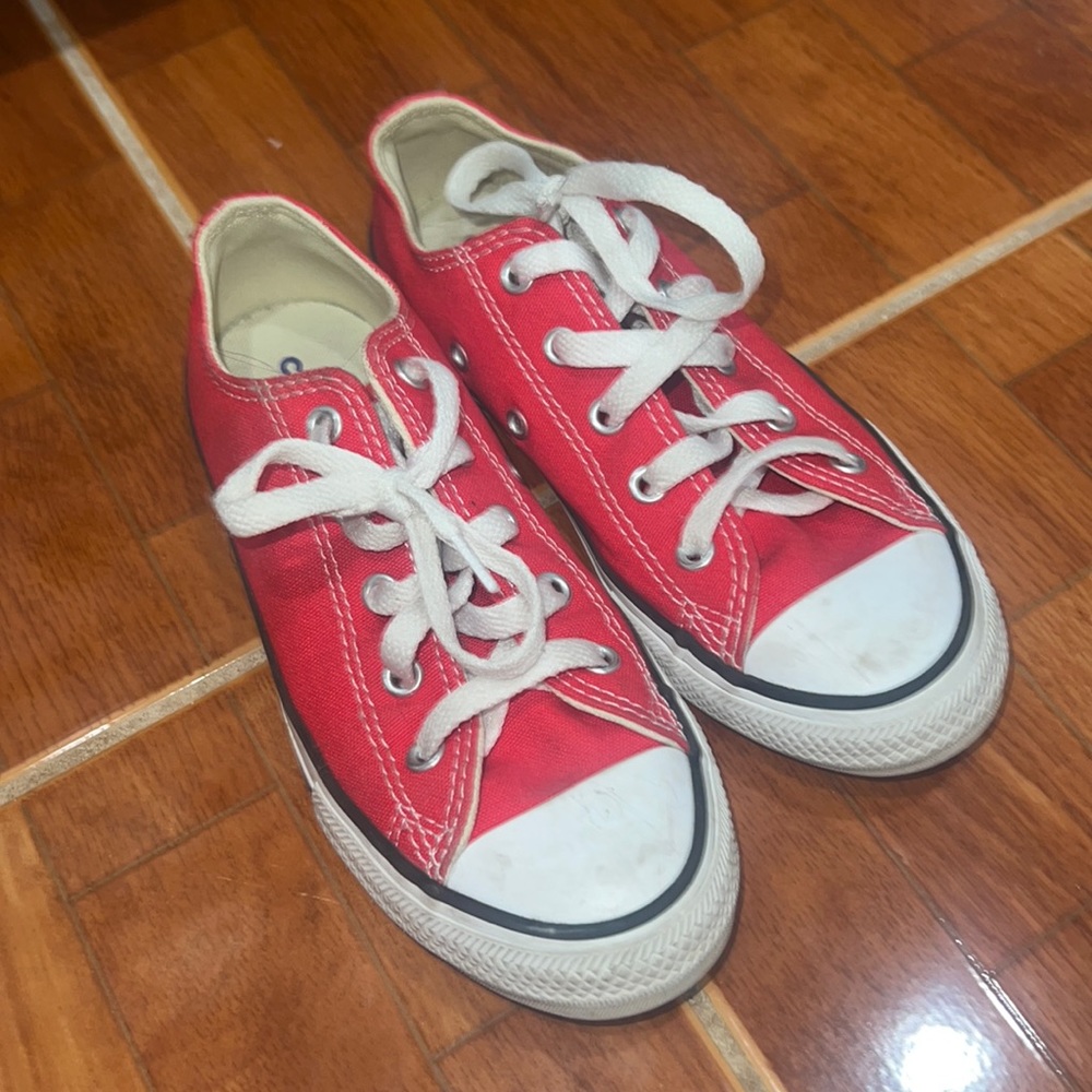 low top red converse
